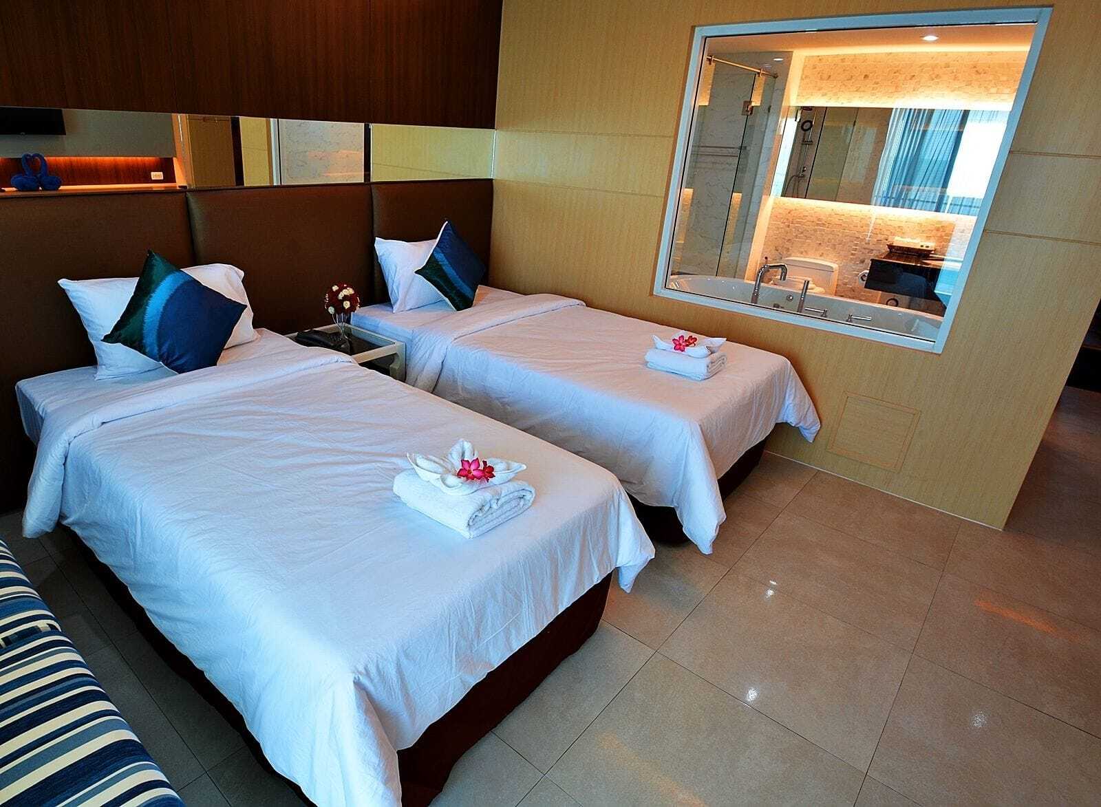 Capital O 1088 Golden Dragon Beach Resort Bang Lamung Exterior foto